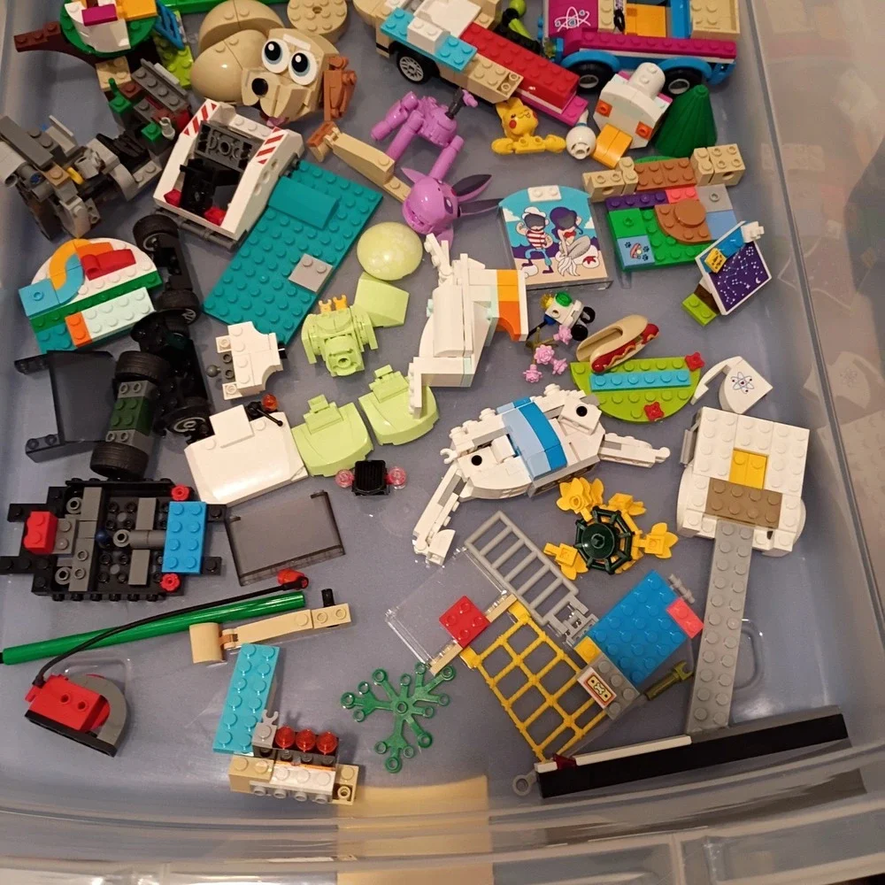 Mixed Lego Sets Lot with 12 Minifigs and Instructions 5.5 Pounds, Incomplete